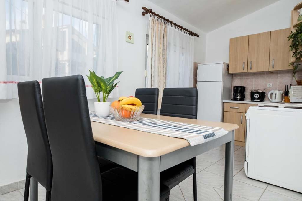 Apartmani Luka Banjol Luaran gambar